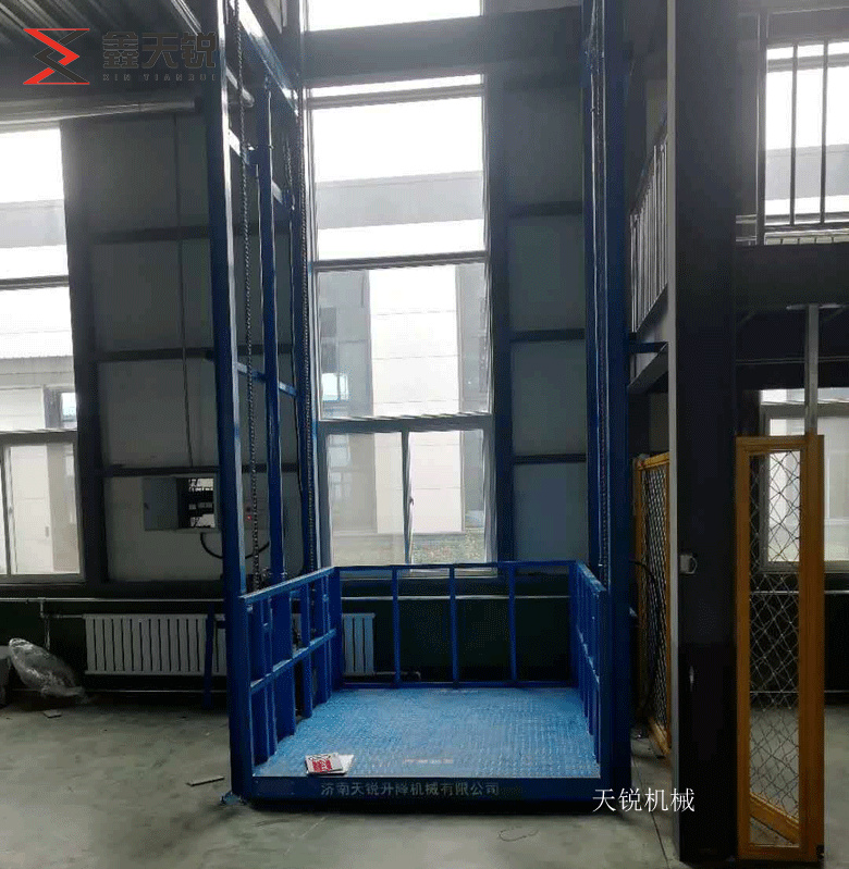 自贡导轨式升降机验收合格